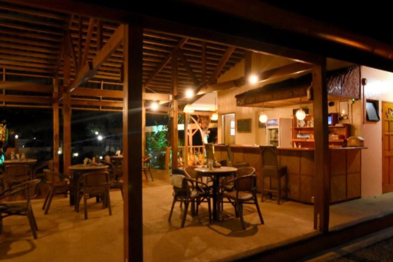 Alona42 Resort Panglao Bagian luar foto
