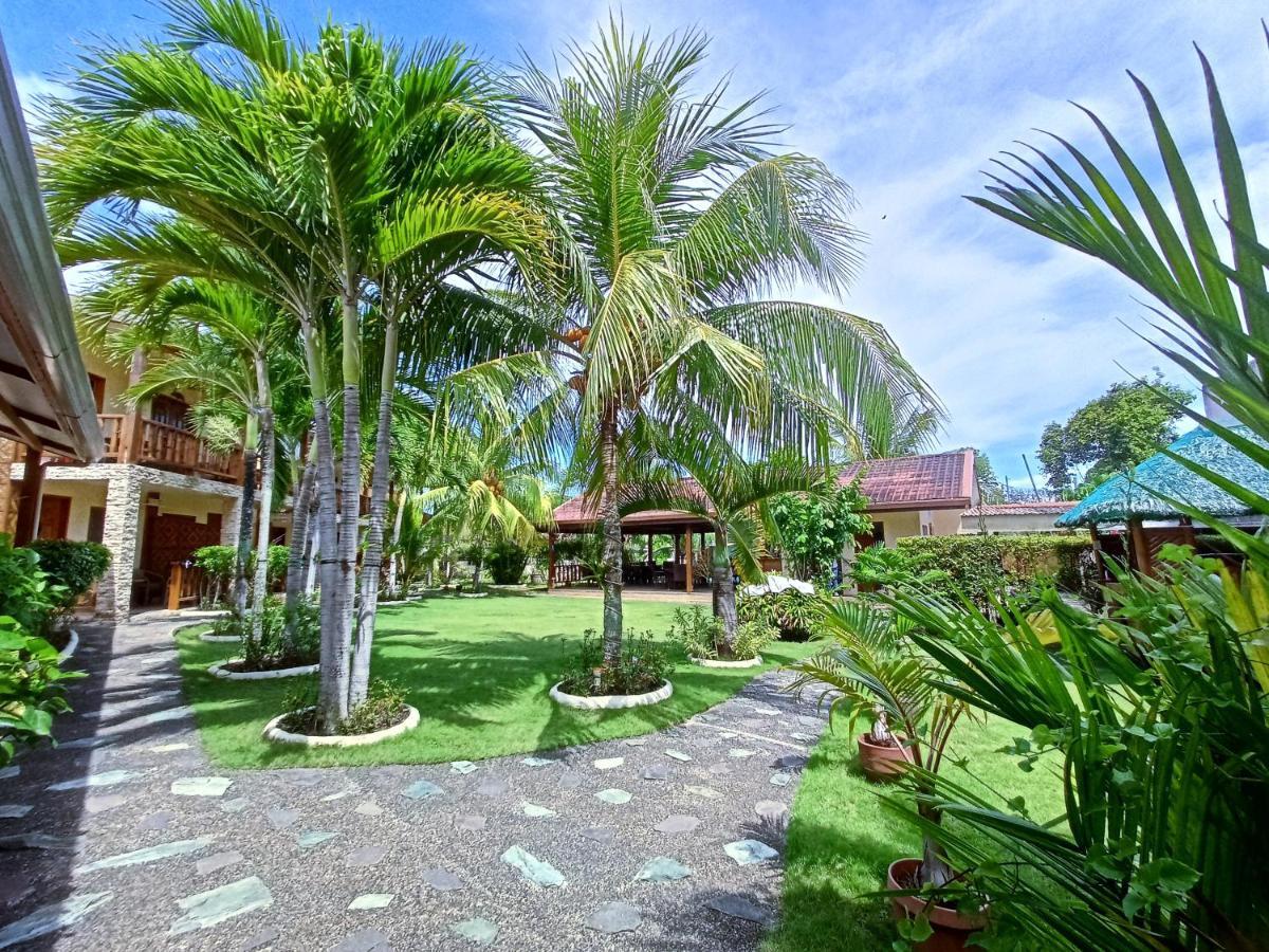 Alona42 Resort Panglao Bagian luar foto