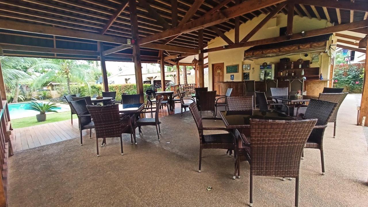 Alona42 Resort Panglao Bagian luar foto
