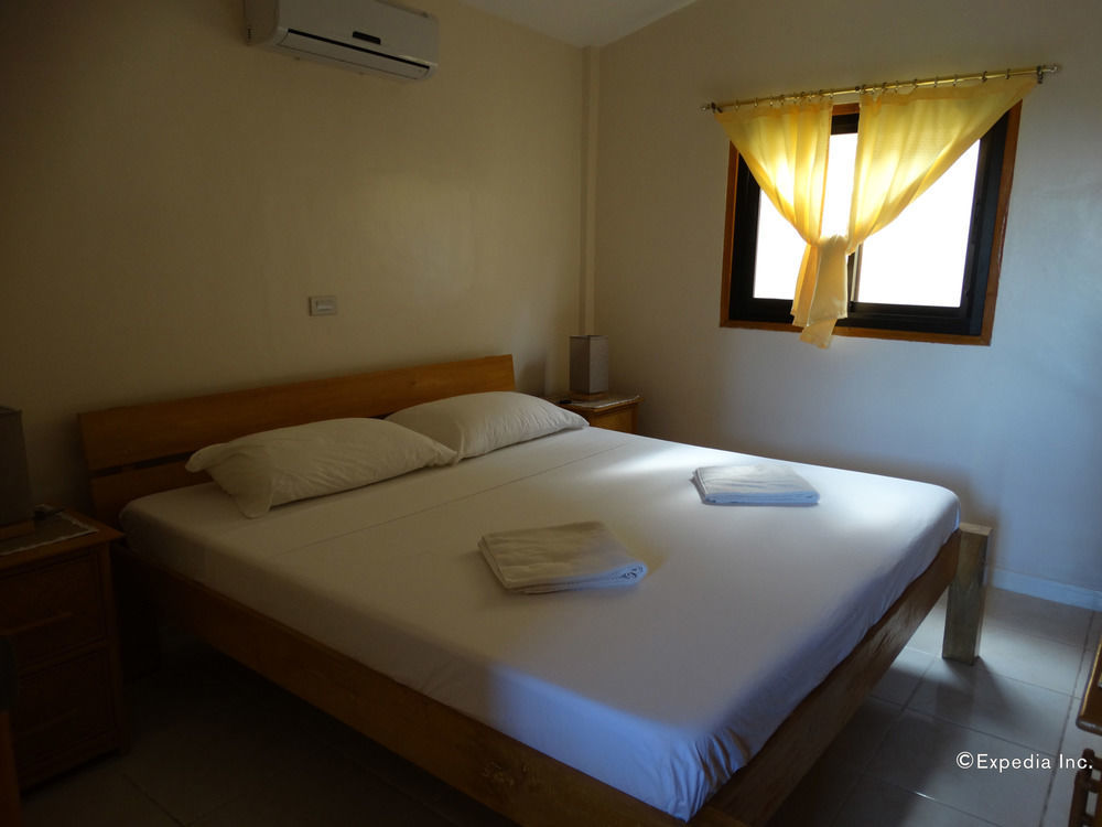 Alona42 Resort Panglao Bagian luar foto