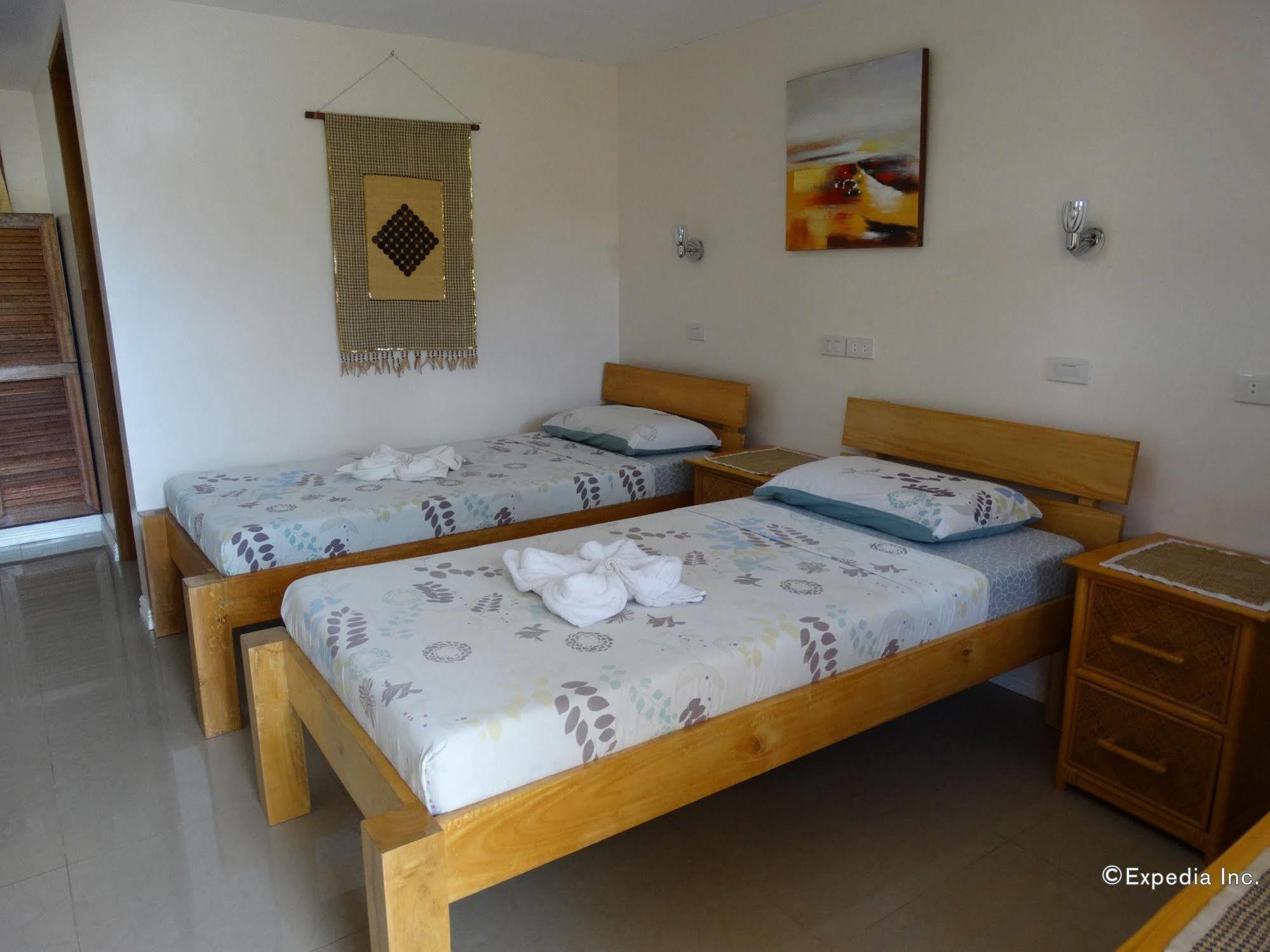 Alona42 Resort Panglao Bagian luar foto