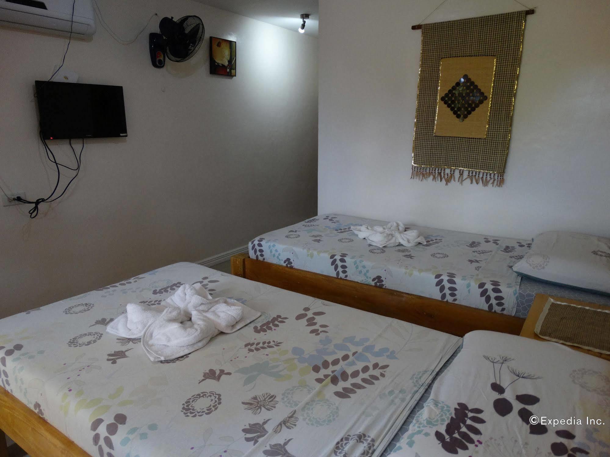 Alona42 Resort Panglao Bagian luar foto