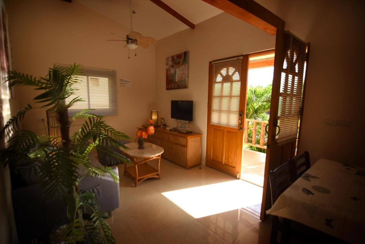 Alona42 Resort Panglao Bagian luar foto